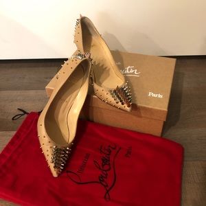 Christian Louboutin Nude 'goldopump'